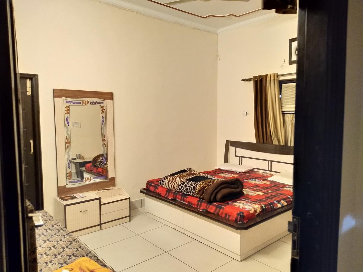 Jhilmil Dhaba Hotel Sonipat Zewnętrze zdjęcie