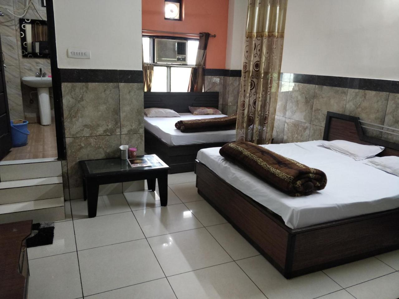 Jhilmil Dhaba Hotel Sonipat Zewnętrze zdjęcie